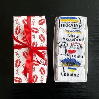 Набір жіночих патріотичних шкарпеток 36-41 5 пар у подарунковій коробці 41-Podж5укр2 фото